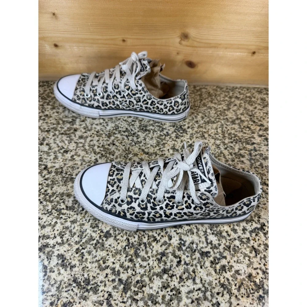 Converse Chuck Taylor All Star Leopard Print Low Top Kids Sneakers Size 2